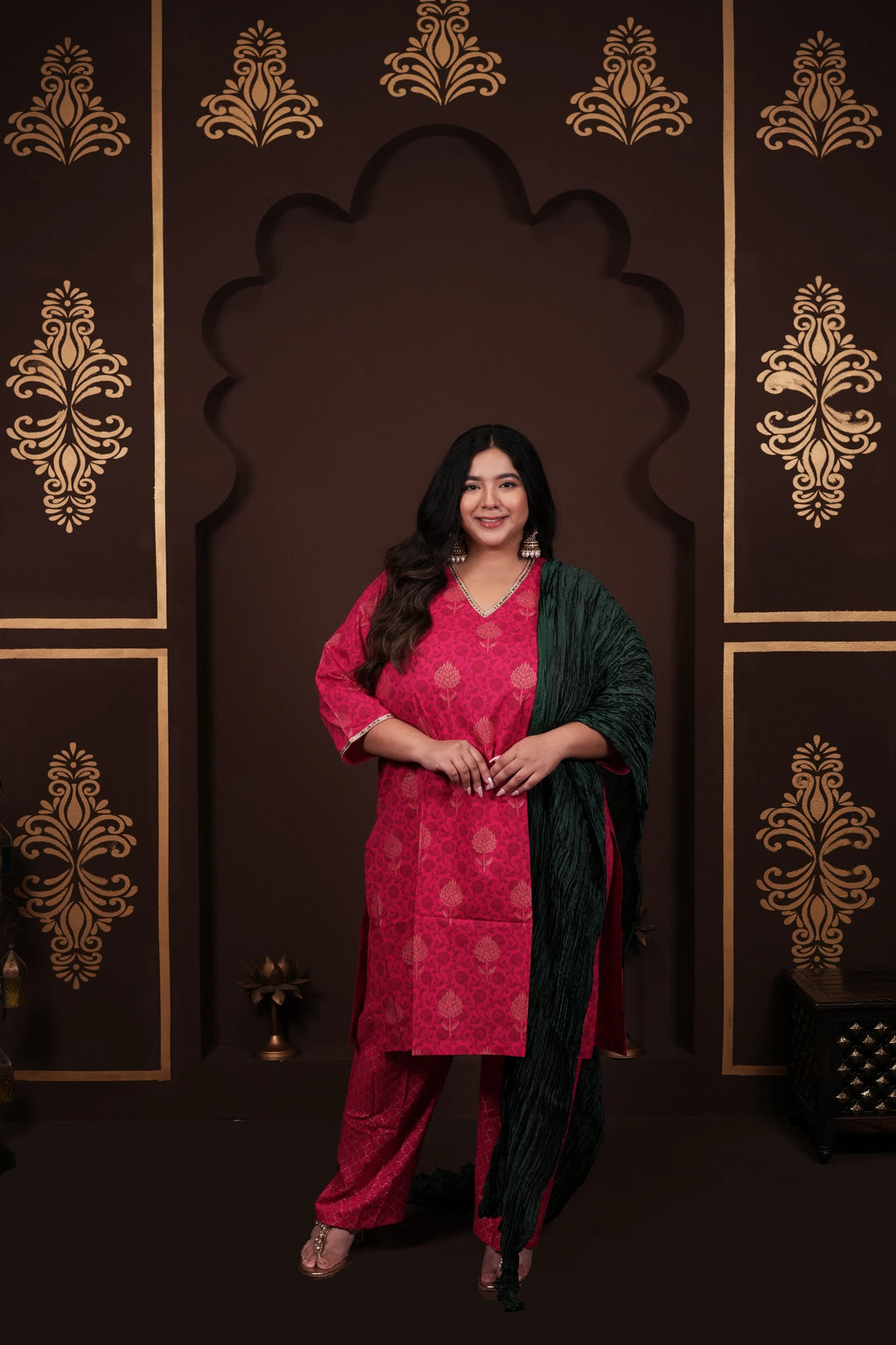 Plus Size - V Neck Bright Pink Cotton Suit Set with a Pocket & Emerald Green Silk Dupatta