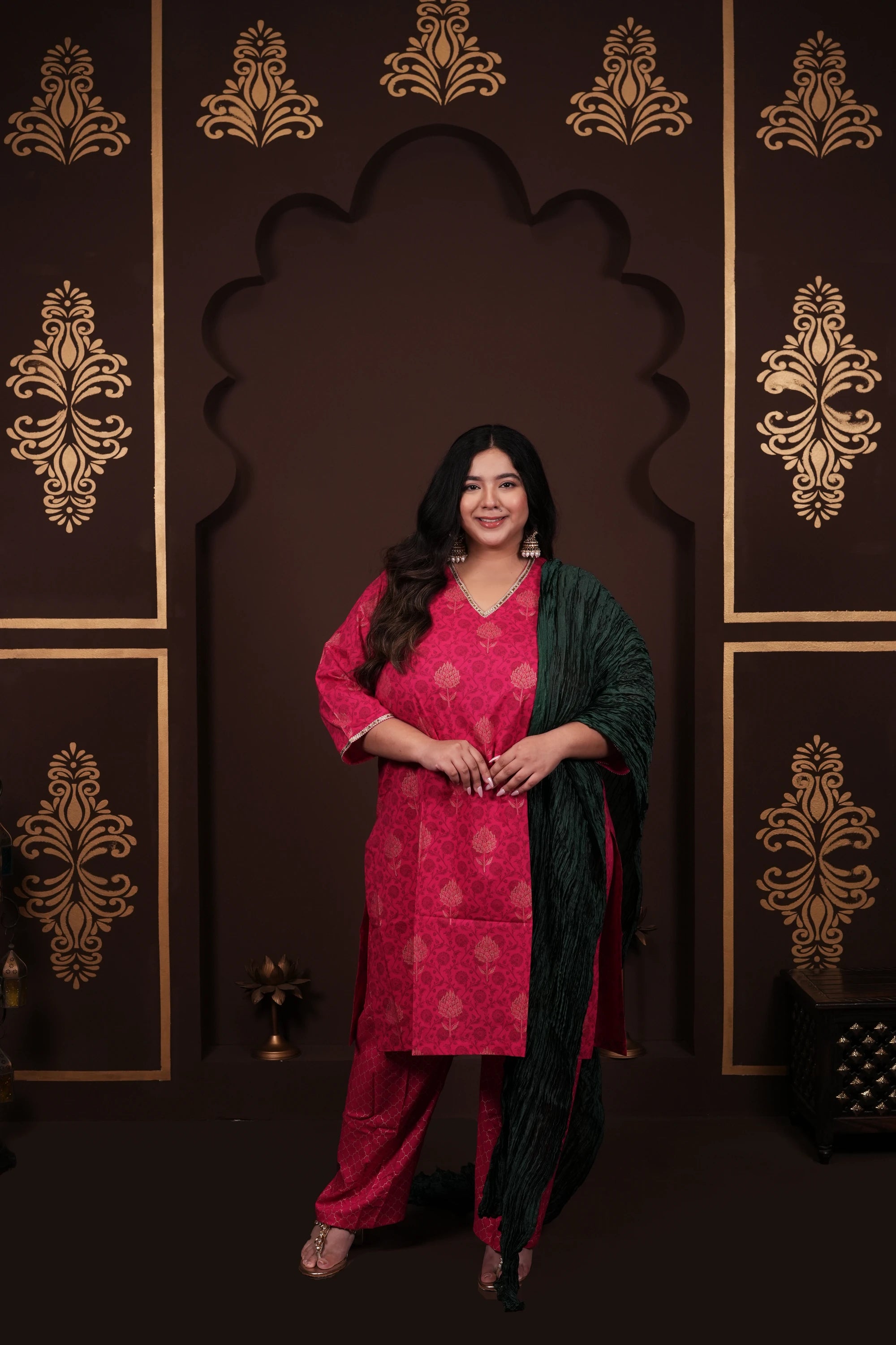 Plus Size - V Neck Bright Pink Cotton Suit Set with a Pocket & Emerald Green Silk Dupatta