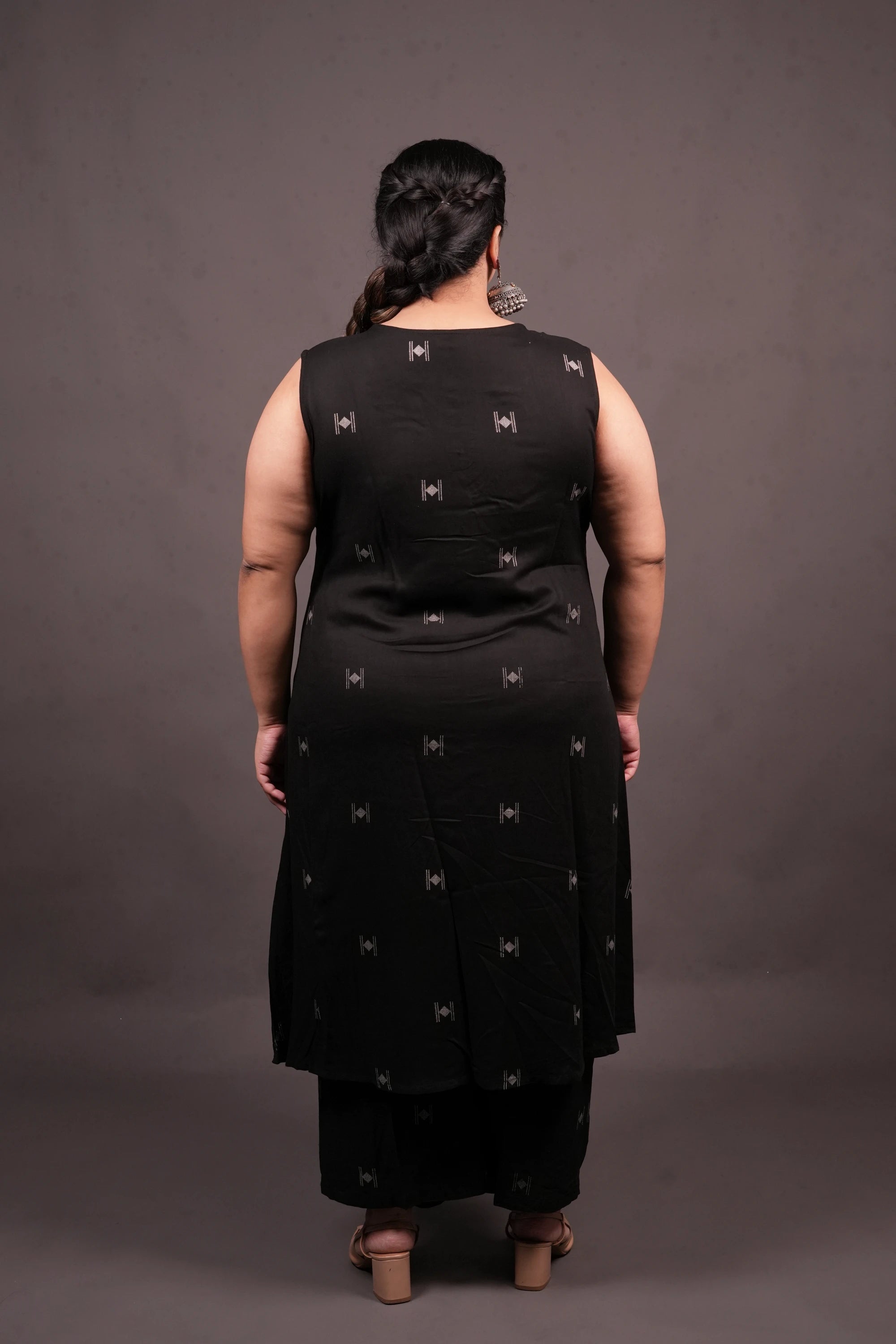 Plus Size - Round Neck Black Suit Set with a Silver Silk Dupatta