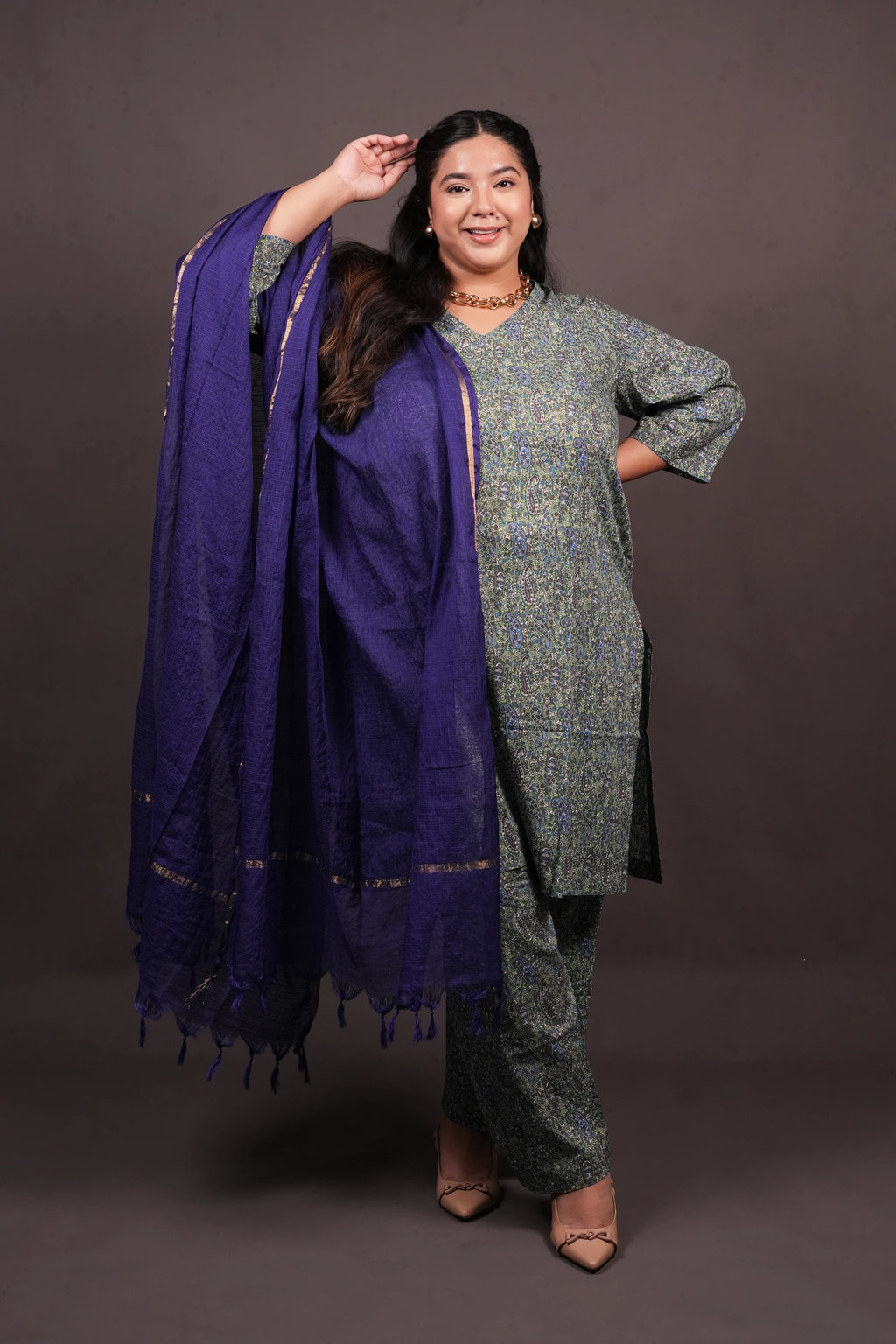 Plus Size - V Neck Blue Green Cotton Suit Set with a Pocket & matching Dupatta