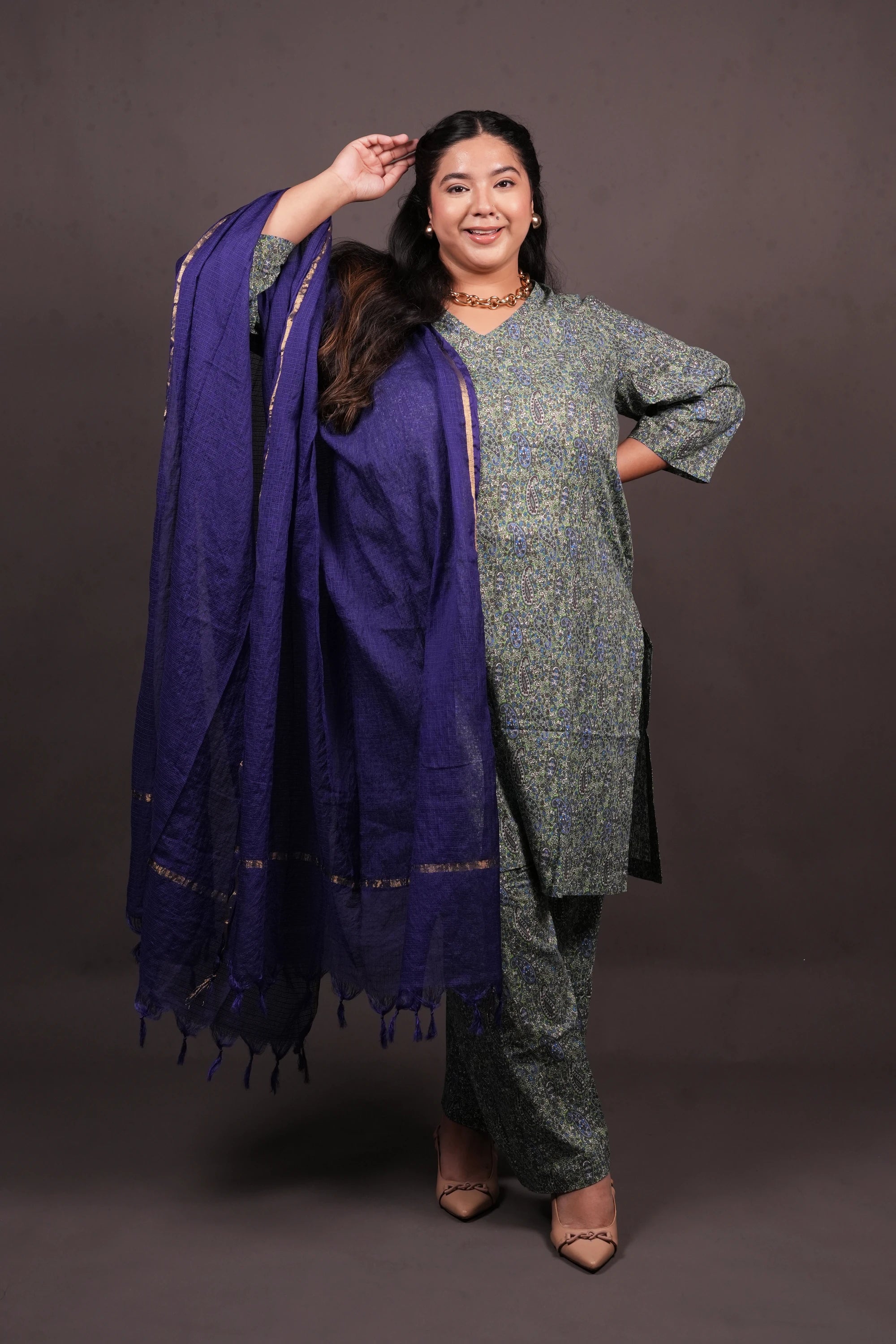 Plus Size - V Neck Blue Green Cotton Suit Set with a Pocket & matching Dupatta