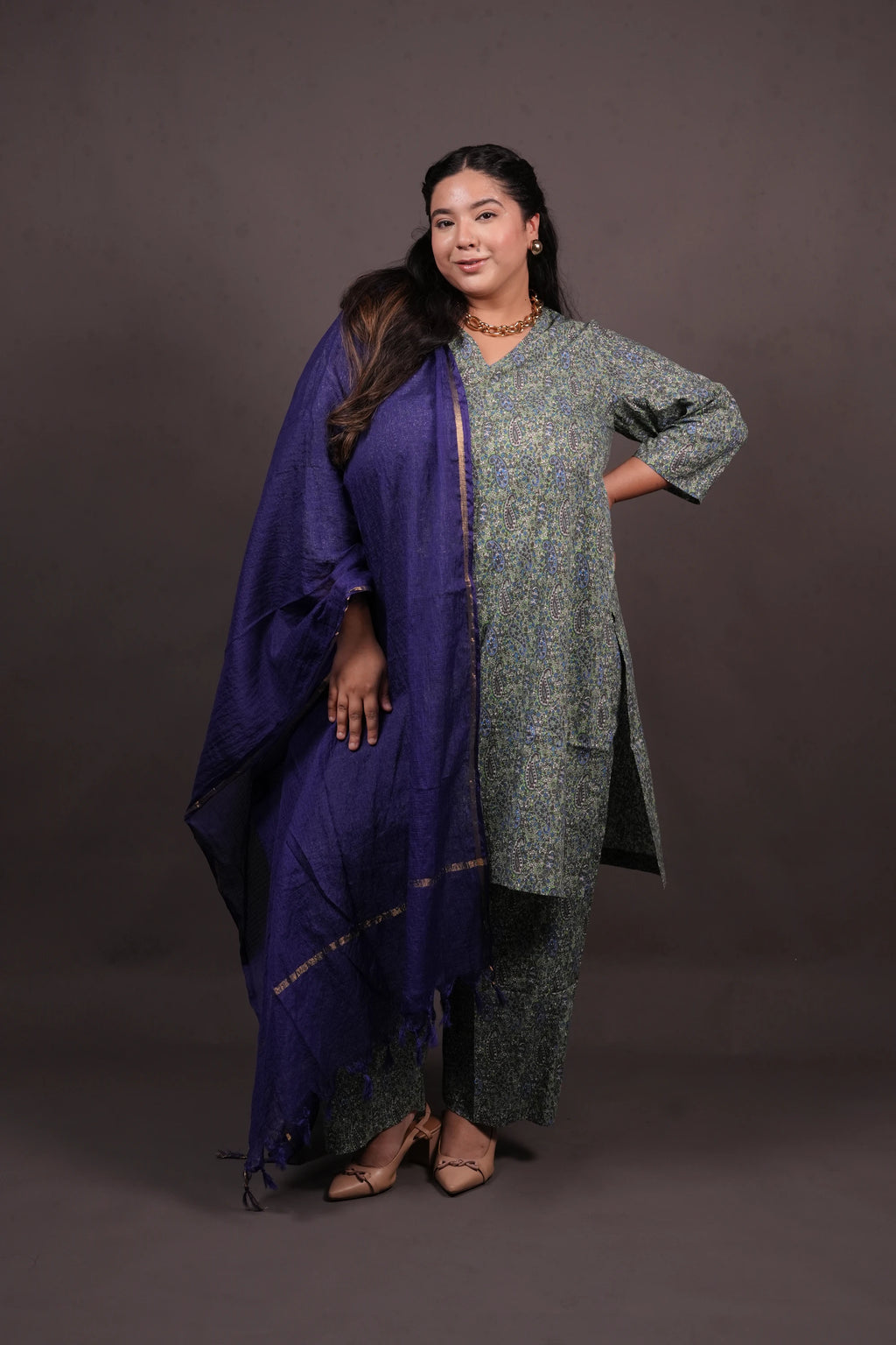 Plus Size - V Neck Blue Green Cotton Suit Set with a Pocket & matching Dupatta