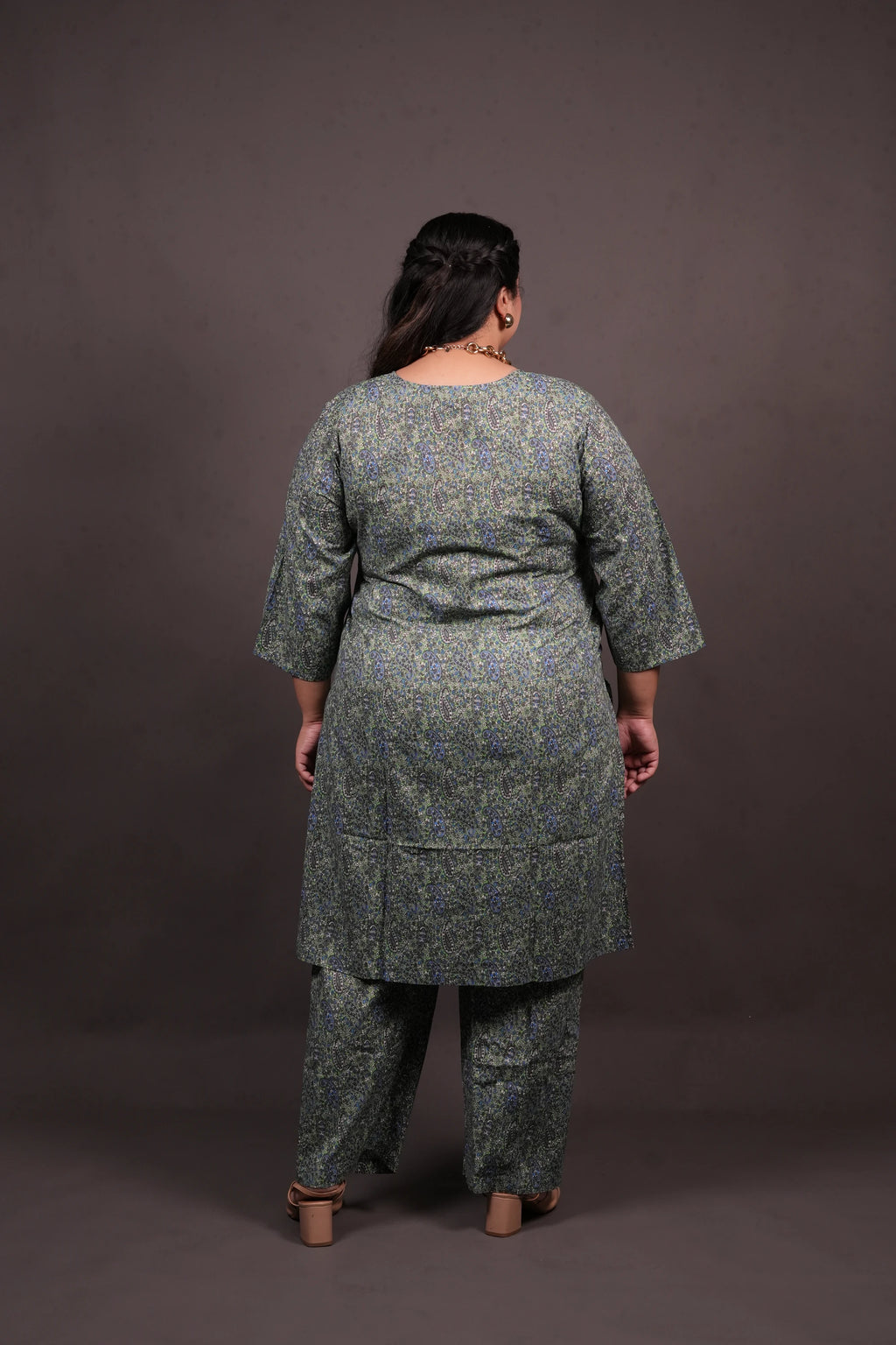 Plus Size - V Neck Blue Green Cotton Suit Set with a Pocket & matching Dupatta