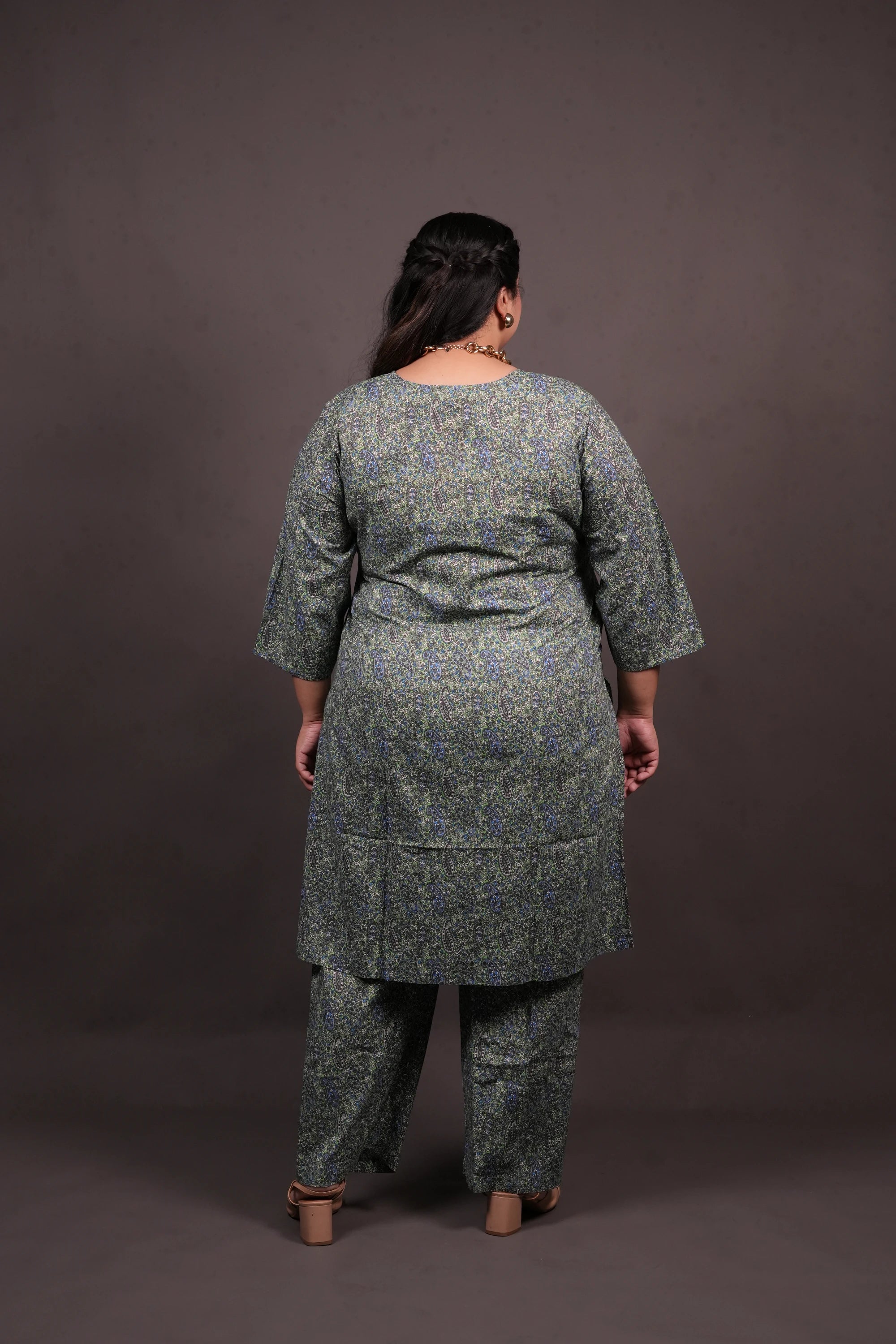 Plus Size - V Neck Blue Green Cotton Suit Set with a Pocket & matching Dupatta