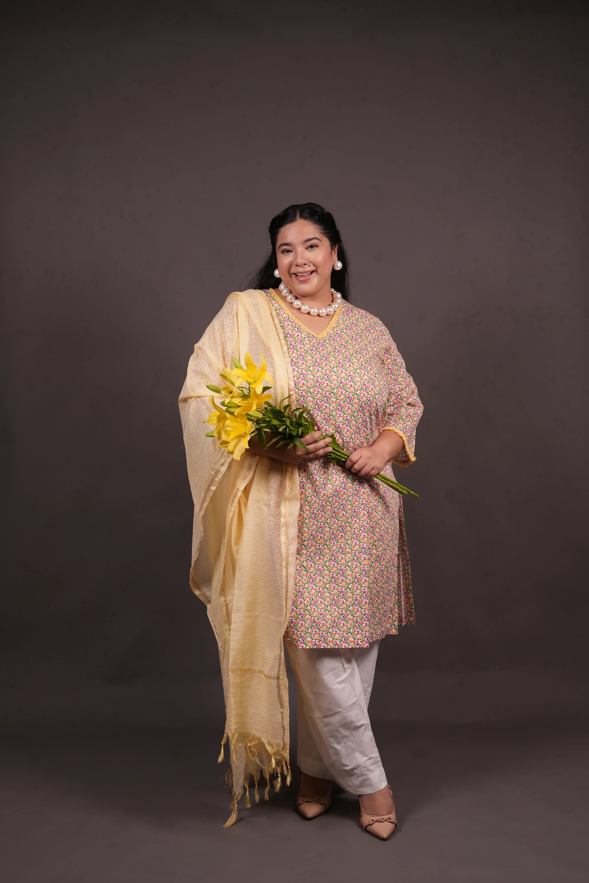 Plus Size - V Neck Yellow & White Kurti with a Pocket & an optional Butter Yellow Dupatta
