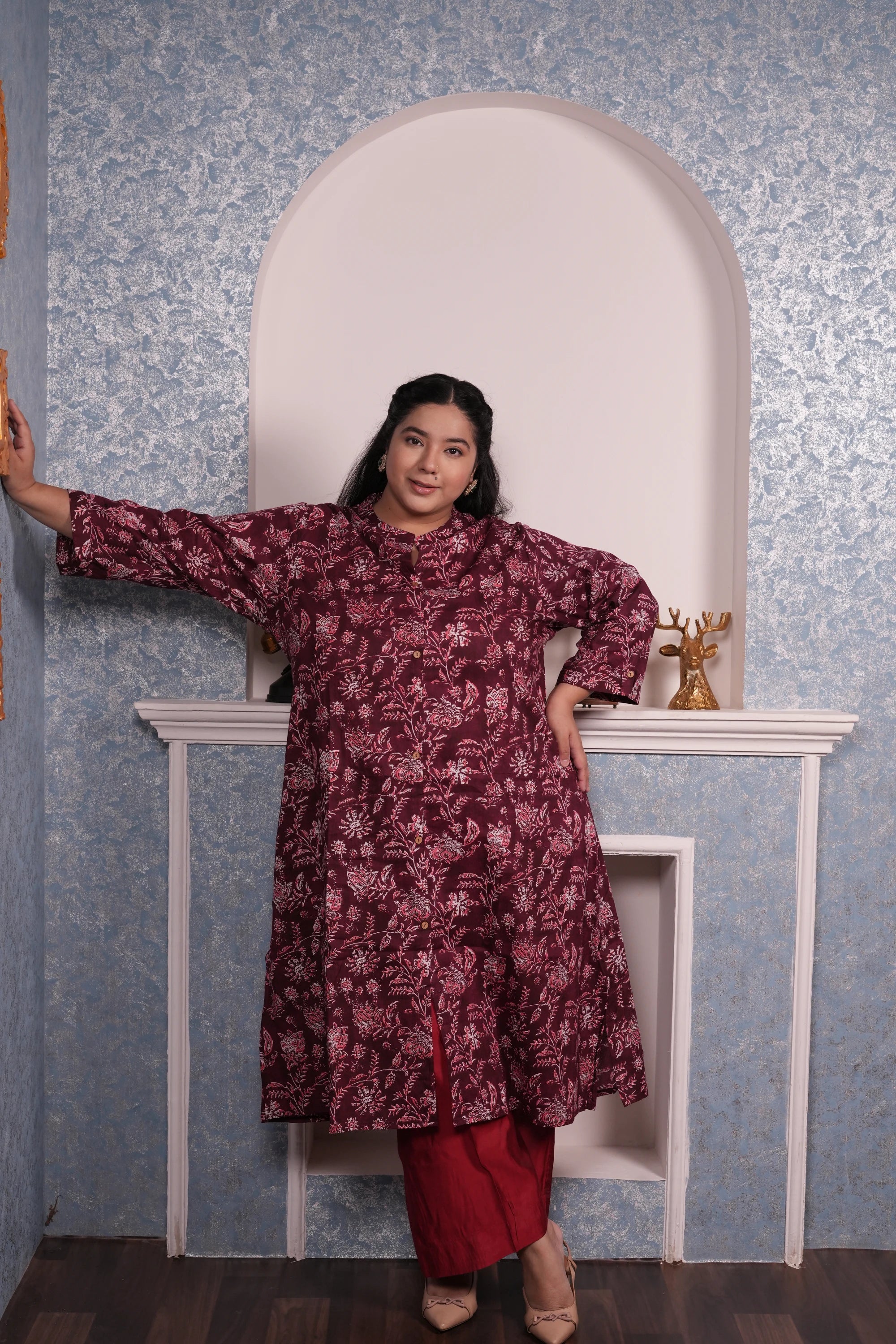 Plus Size - Collar Burgundy Floral Kurta