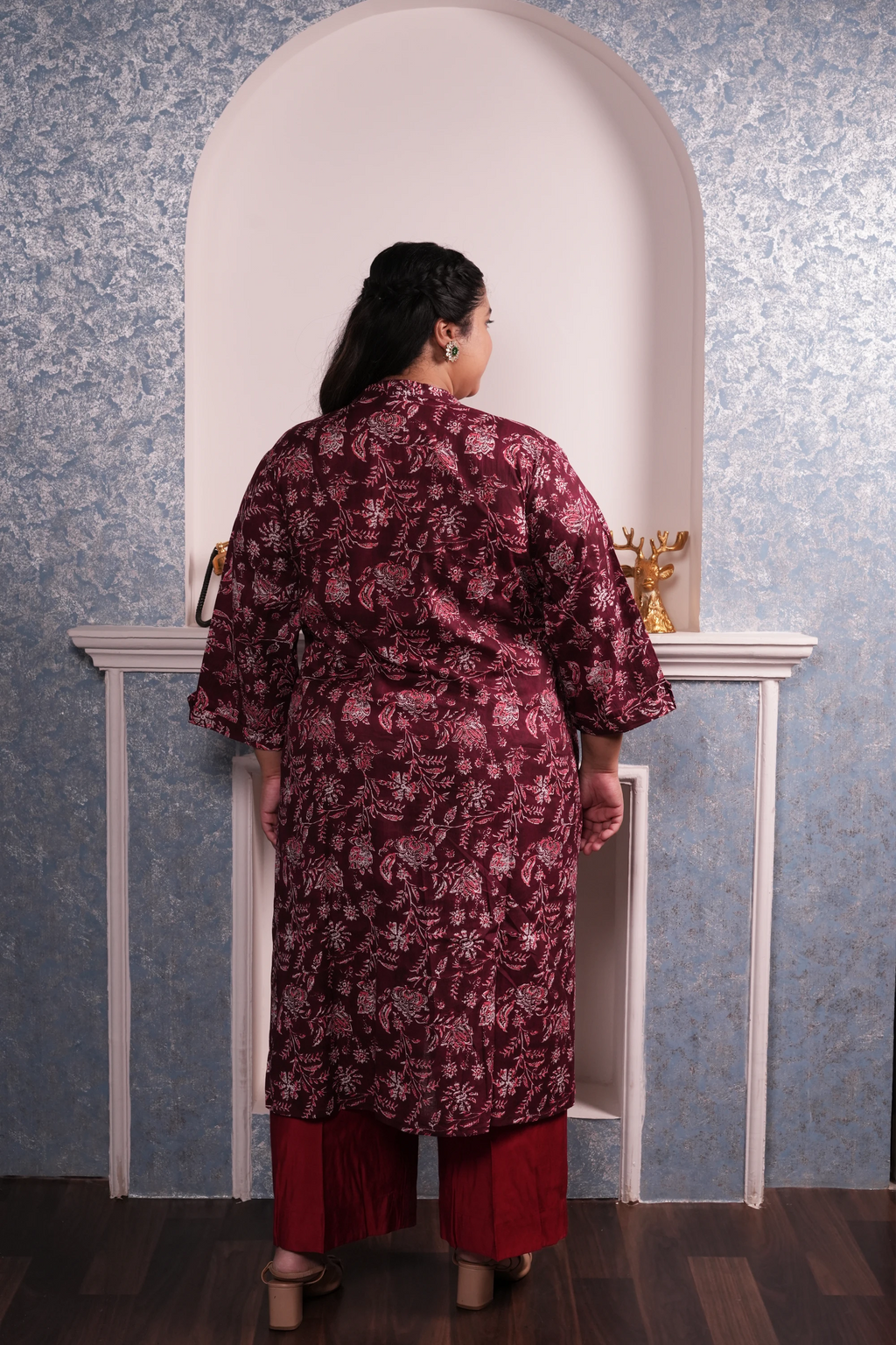 Plus Size - Collar Burgundy Floral Kurta