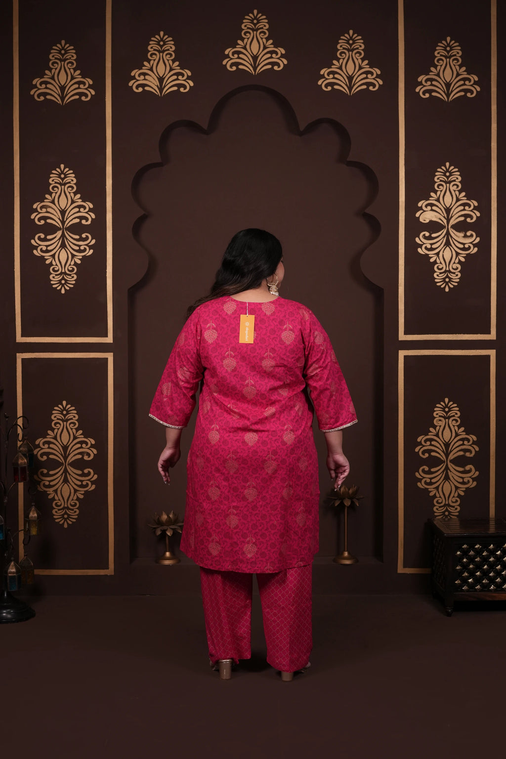 Plus Size - V Neck Bright Pink Cotton Suit Set with a Pocket & Emerald Green Silk Dupatta