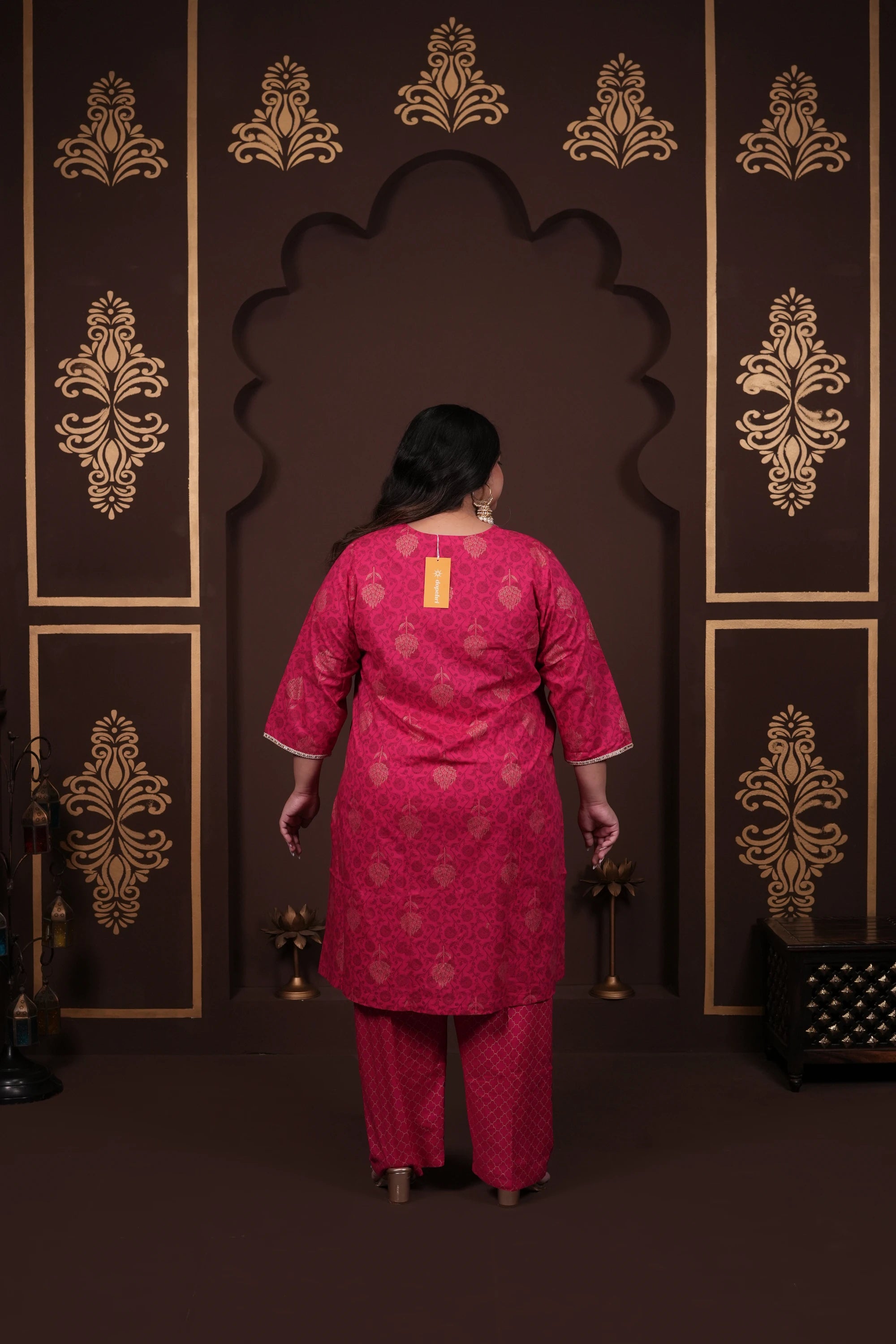 Plus Size - V Neck Bright Pink Cotton Suit Set with a Pocket & Emerald Green Silk Dupatta